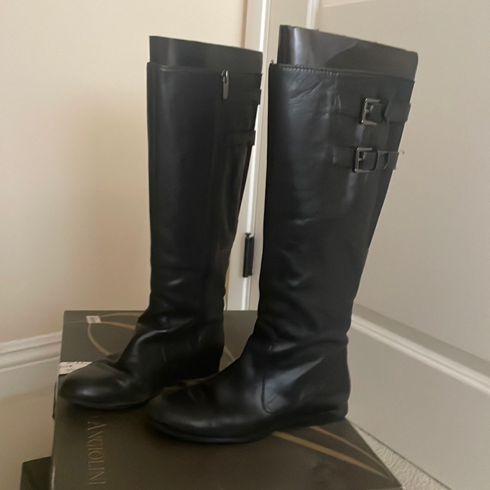 Black Leather Boots